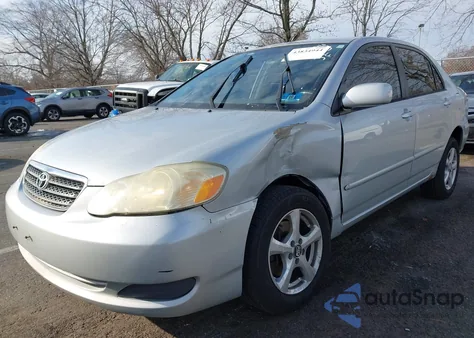 2005 Toyota Corolla Le z USA, uszkodzony, nr VIN 2T1BR32E05C451354
